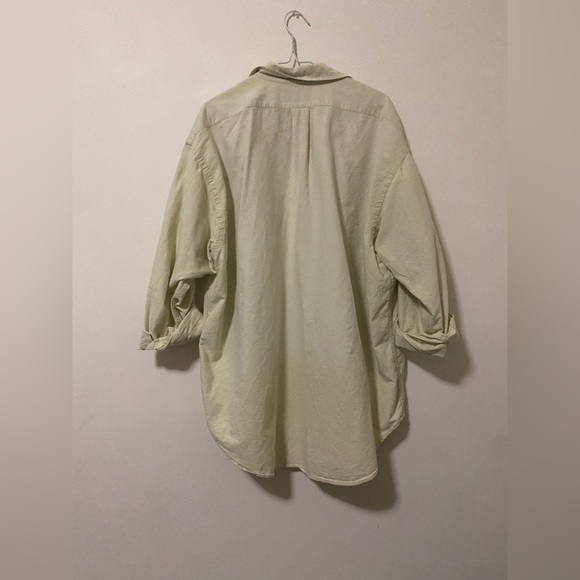 large button up! - Picture 2 of 4